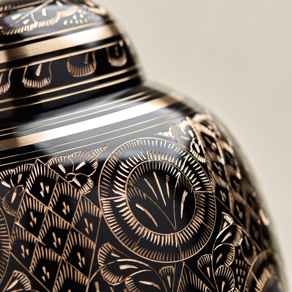 Bianca Brass Urn