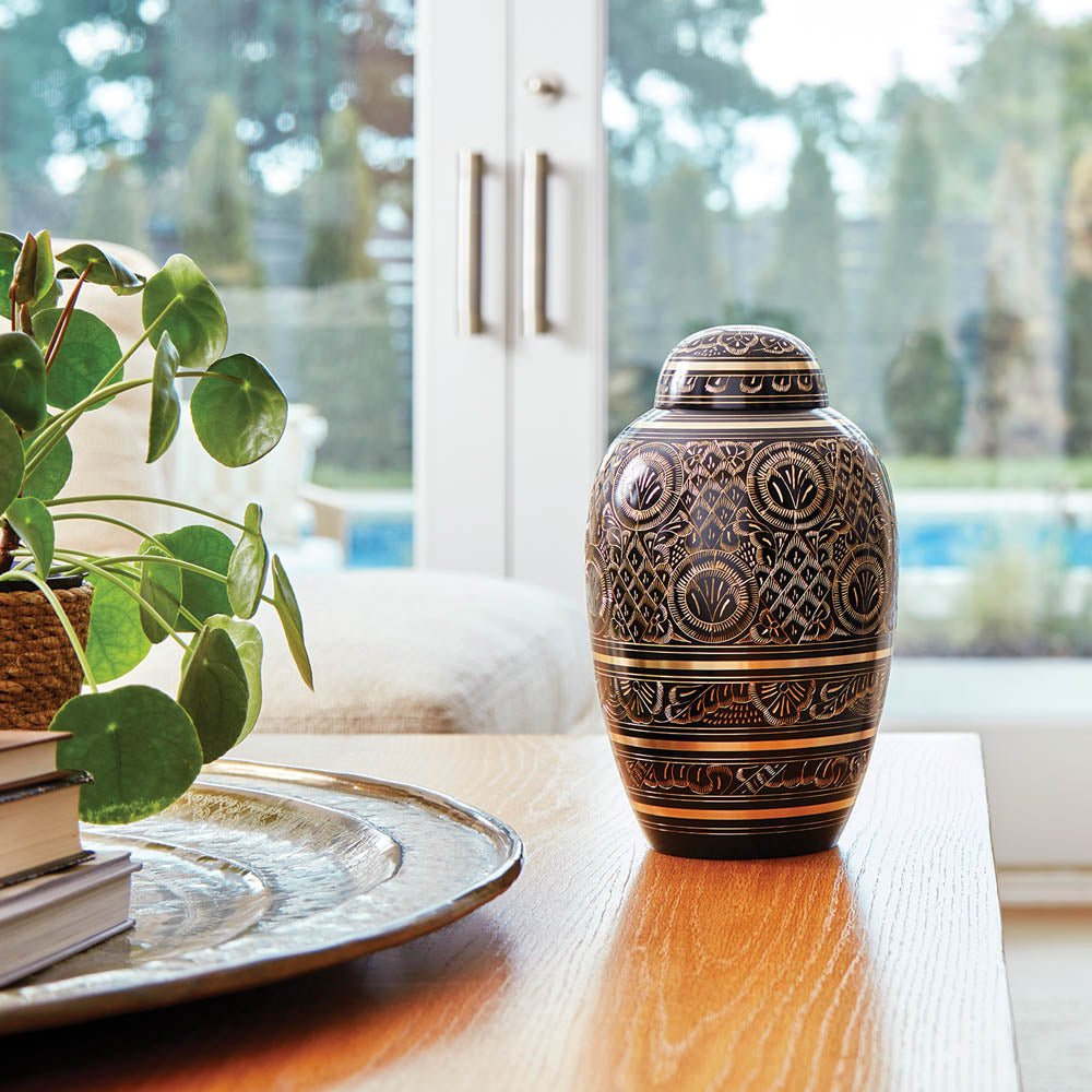 Bianca Brass Urn